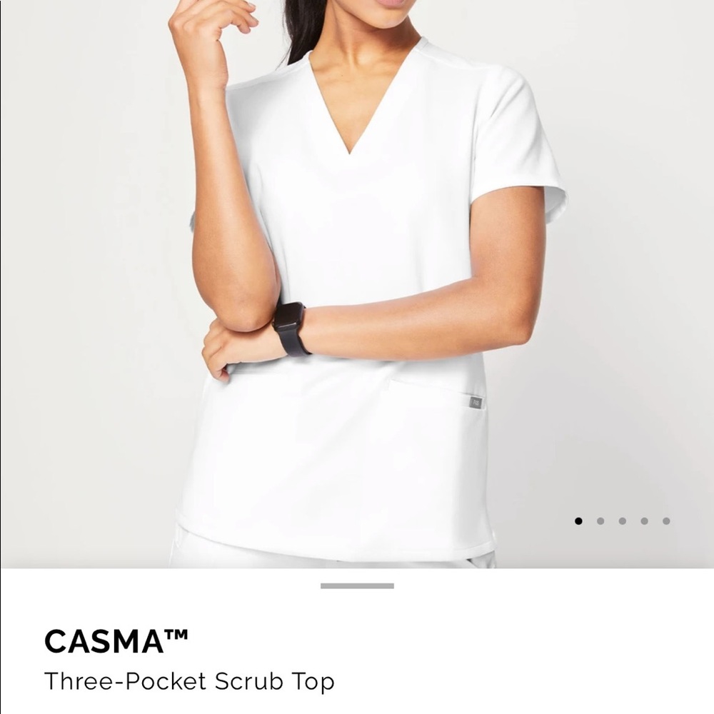 White figs scrub top